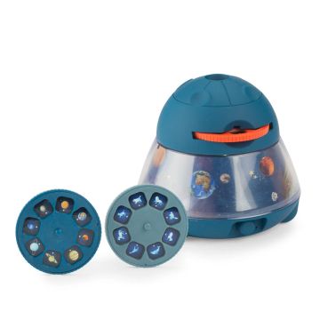 Proiettore spaziale bambini costellazioni pianeti comete Moulin Roty luce notturna - Bindi Giochi
Proiettore spaziale bambini costellazioni pianeti comete Moulin Roty luce notturna - Bindi Giochi